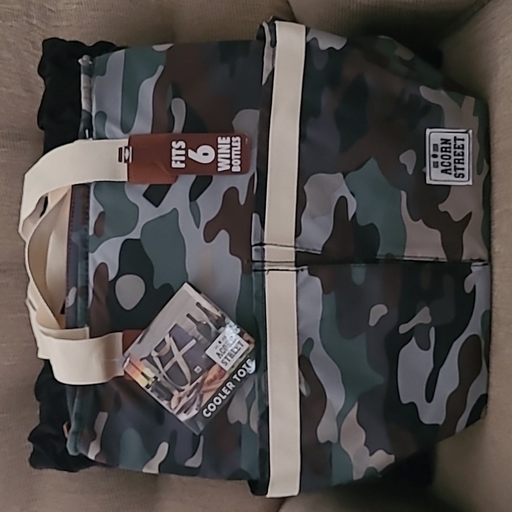 ACORN STREET CAMO PRINT INSULATED COOLER TOTE BAG